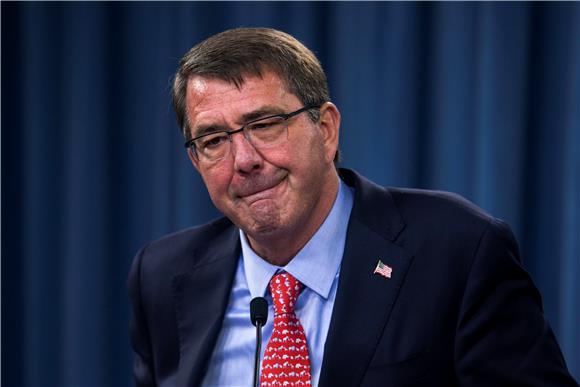 Američki ministar obrane Ash Carter u iznenadnom posjetu Iraku