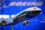 Boeing za trećinu smanjio neto dobit