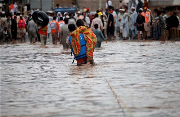 PAKISTAN FLOODS