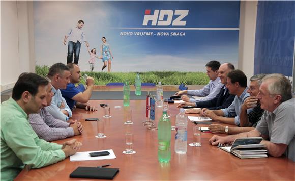 Sastanak najužeg vodstva HDZ-a vezano uz Arbitražni sporazum između Hrvatske i Slovenije