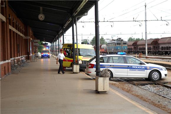 Karlovac: teško ozlijeđen mladić koji se penjao na vagon-cisternu