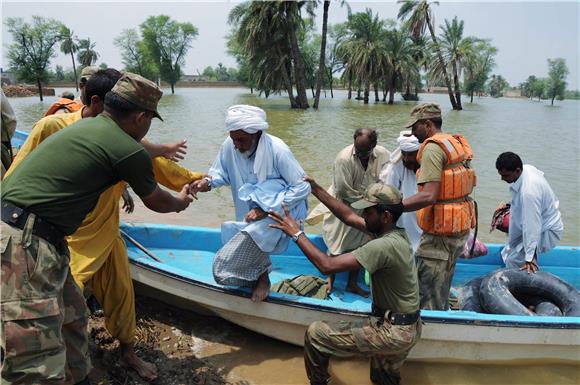 PAKISTAN FLOODS