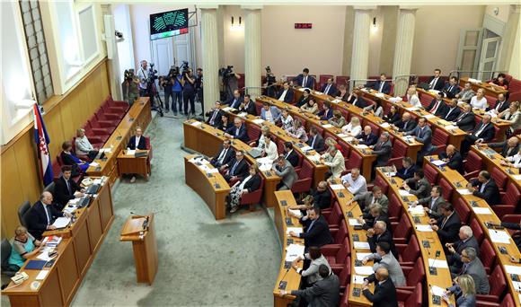 ARBITRAŽA Hrvatski parlament jednoglasno zatražio od vlade izlazak iz arbirtaže