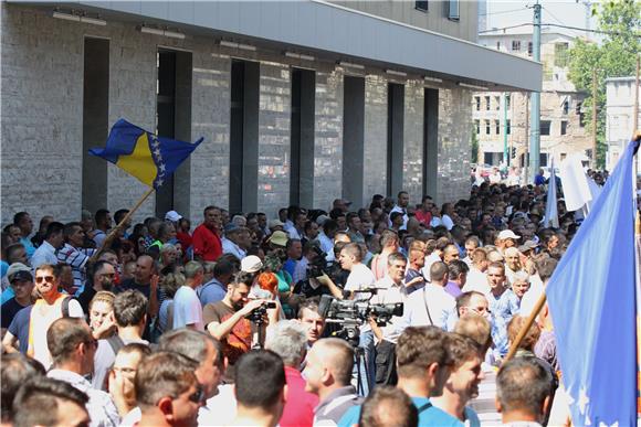 Prosvjedi sindikata u Sarajevu zbog novog, EU zakona o radu 