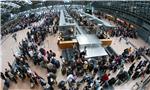 Novorođenče nađeno u zahodu muenchenskog aerodroma dobro