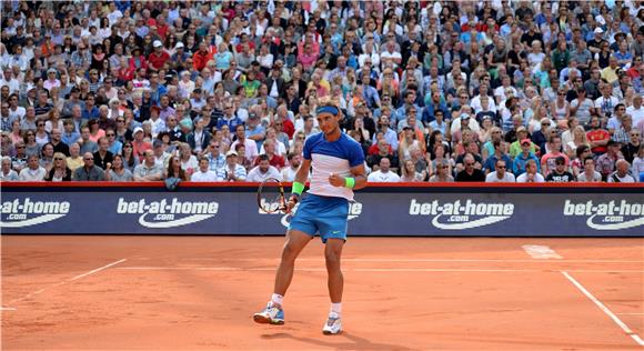 Nadal u finalu Hamburga s Fogninijem