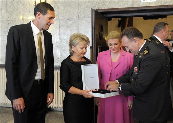 President, defence minister and Armed Forces chief of staff at award ceremony on occasion of Operation Storm