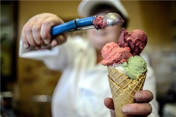 POLAND ECONOMY ICE CREAM