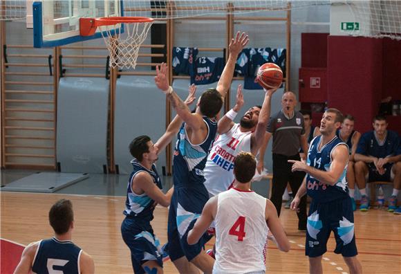 Košarka: Hrvatska - BiH 74-62 