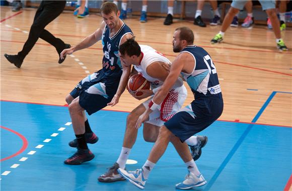 Košarka: Hrvatska - BiH 74-62 