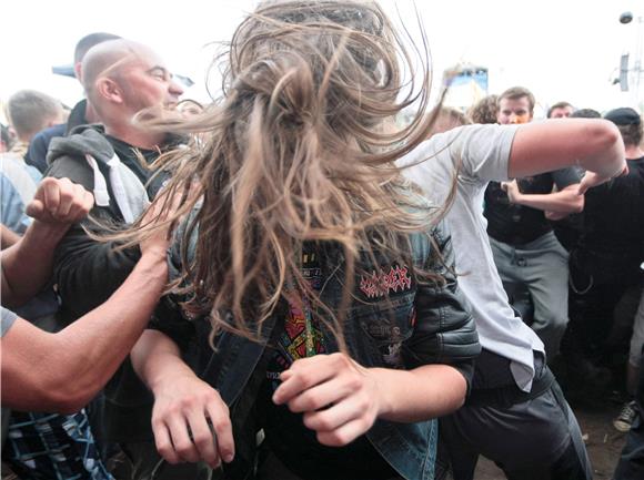 Koncert Toma Jonesa u Engleskoj prekinuo nestanak struje