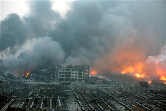 Kina: 17 poginulih i 400 ozlijeđenih u eksplozijama u Tianjinu