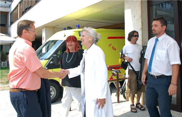 Ministar Varga posjetio timove hitne medicinske službe u Brinju i Ogulinu