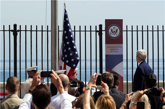 Kerry na podizanju američke zastave u Havani