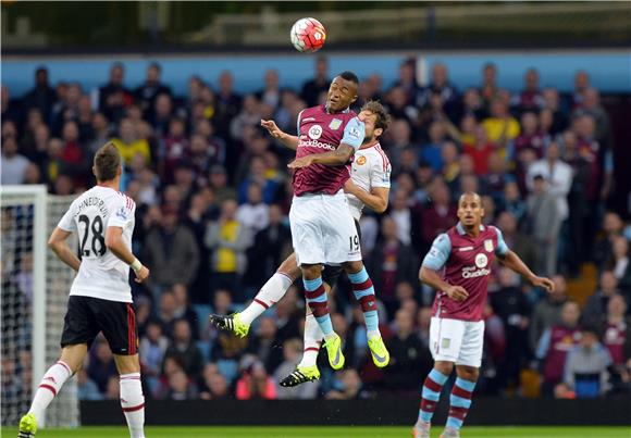 Engleska: Aston Villa - Manchester United 0-1