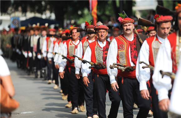 Sinj: procesija u povodu Velike Gospe 15.08.2015.