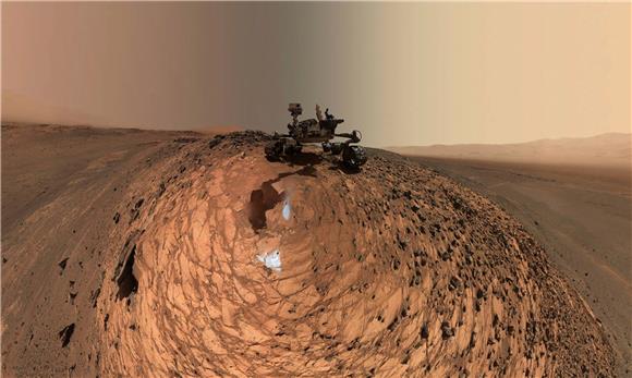 SPACE MARS NASA CURIOSITY SELFIE