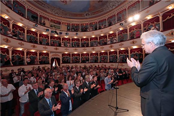 Komemoracija za Arsena Dedića u šibenskom HNK-u