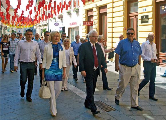 Josipović i Čačić: decentralizacijom i regionalizacijom do boljeg života u RH