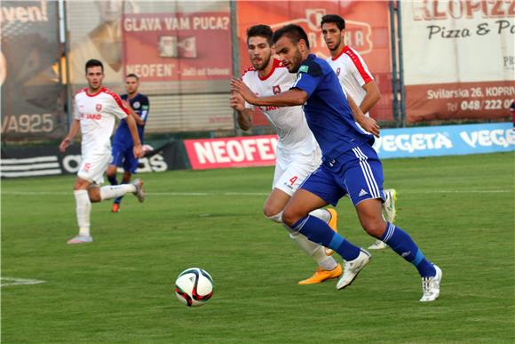 Prva HNL: Slaven Belupo - Zagreb 2-0 (poluvrijeme)