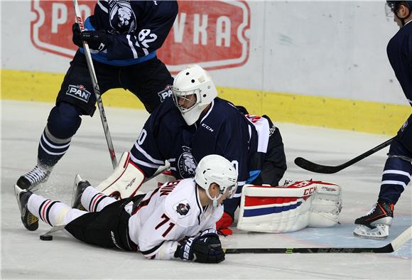 KHL - Poraz Medveščaka na startu sezone