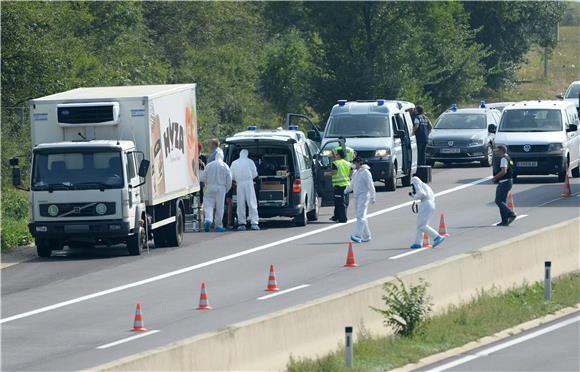 U kamionu u Austriji više od 70 trupala izbjeglica