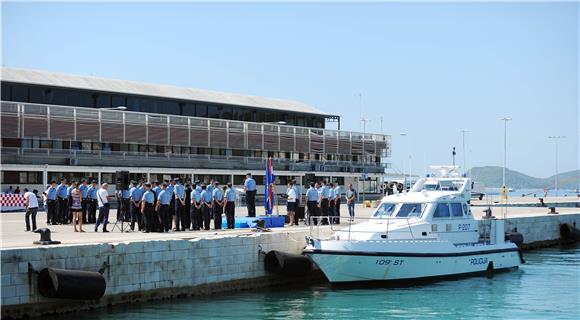 Svečani ispraćaj policijskog plovila 'Sveti Dujam' i posade u operaciju 'Poseidon Sea 2015.'