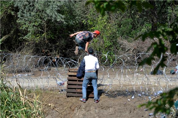 Migranti na srpsko-mađarskoj granici