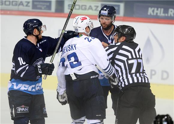 KHL - Prva pobjeda Medveščaka