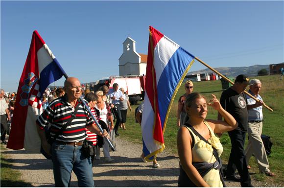 Križnim putem počelo obilježavanje Dana hrvatskih mučenika 