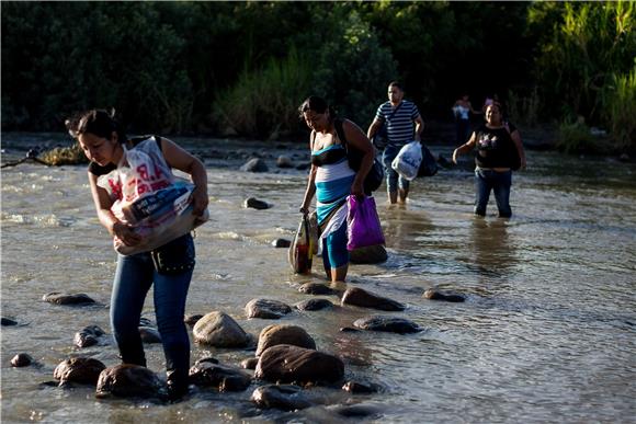 VENEZUELA COLOMBIA BORDER