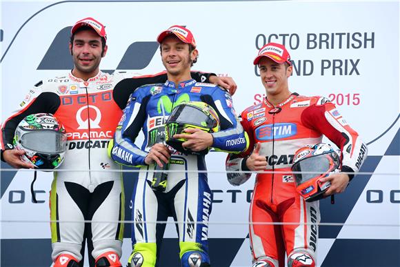 Motociklizam - Rossi slavio u Silverstoneu