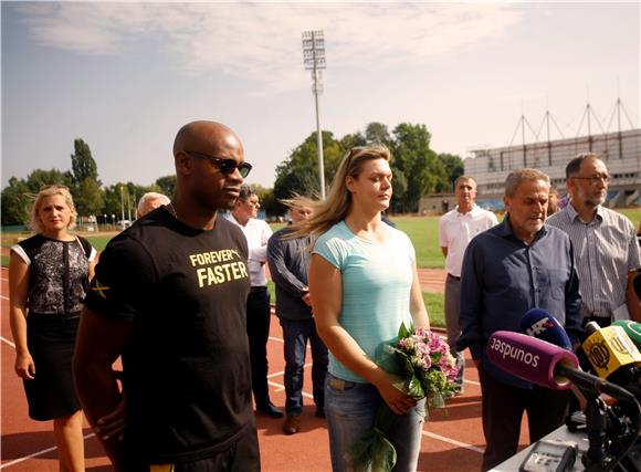 Sandra Perković i Asafa Powell obišli stadion Mladosti