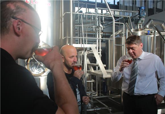 Gov't proposes lower excise taxes for small brewers