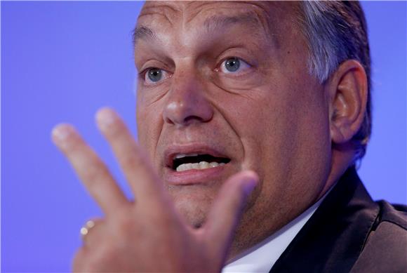 Orban says Hungary to set up fence on border with Croatia if necessary