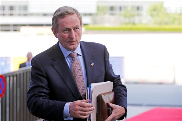 Kenny says Ireland could take thousands of migranats