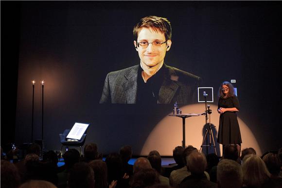 NORWAY PEOPLE SNOWDEN BJORNSON PRIZE