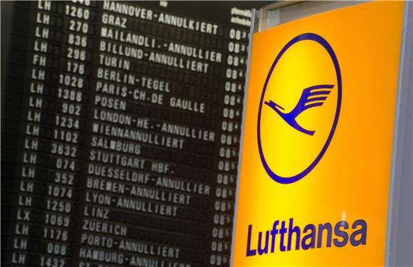 FILE GERMANY LUFTHANSA STRIKE