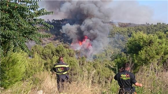 Požari na Pelješcu i Korčuli stavljeni pod kontrolu