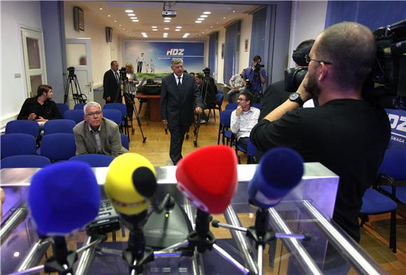 Konferencija za medije Hrvatske demokratske zajednice (HDZ), 10. rujna 2015.