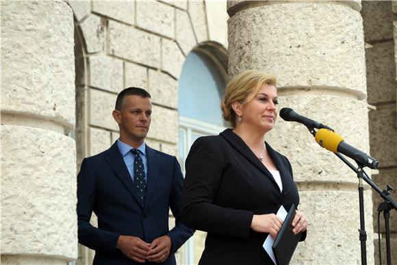 Predsjednica Grabar-Kitarović otvorila privremeni Ured u Puli