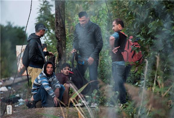 U Mađarsku u ponedjeljak ušlo rekordnih 9380 izbjeglica - policija