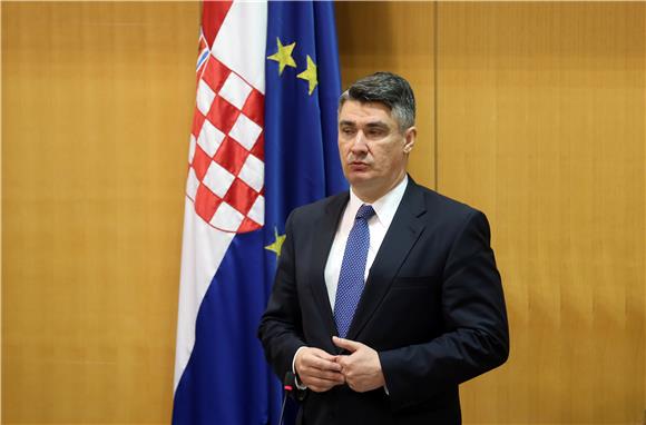 IZBJEGLICE Milanović suglasan da o izbjeglicama treba razgovarati Vijeće za nacionalnu sigurnost