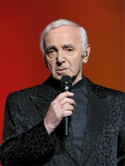 91-godišnji Aznavour počeo koncert pjesmom Emigranti