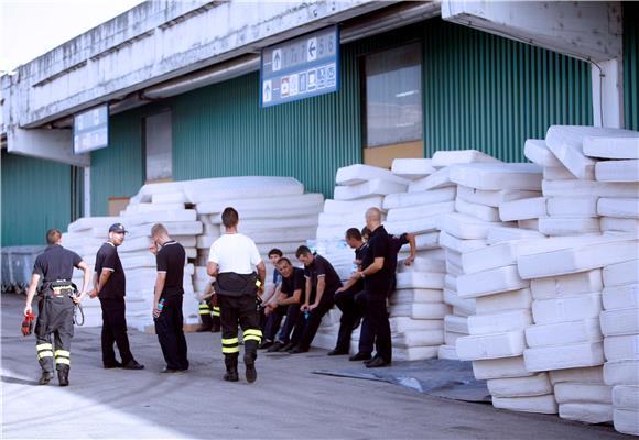 IZBJEGLICE - Zagreb: kroz paviljon na Velesajmu prošle 164 osobe