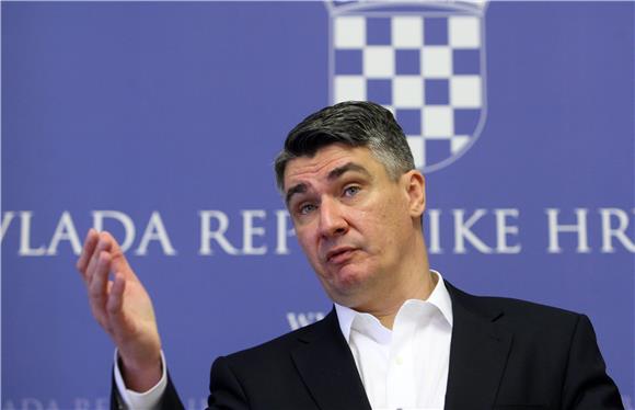 PM says Croatia to start using new methods in refugee crisis