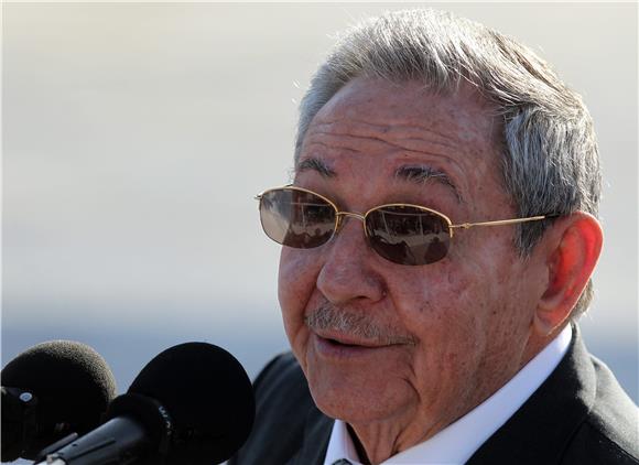 Raul Castro traži od SAD-a ublažavanje sankcija