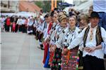 U svečanom mimohodu 50. Vinkovačkih jeseni više od 4.000 njegovatelja folklorne tradicije