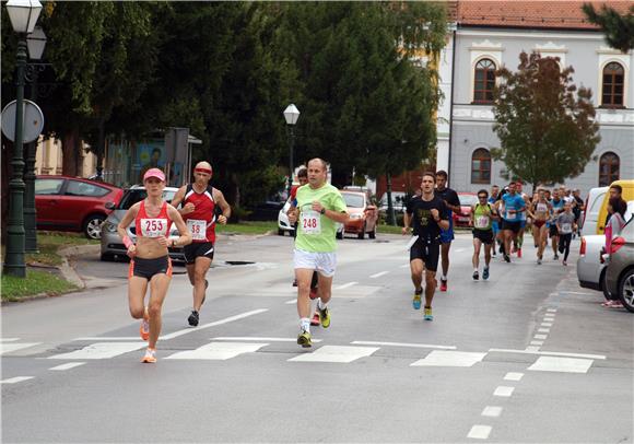 Zoran Žilić i Dubravka Vešligaj pobjednici varaždinskog polumaratona