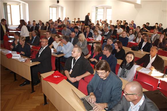 Varaždin: znanstvena konferencija o informacijskim sustavima